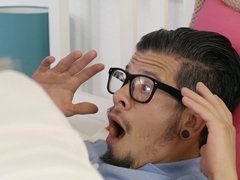 Schlafzimmer, Grosser schwanz, Grosse titten, Blasen, Spermaladung, Milf, Büro, Flotter dreier
