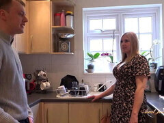 叔母, ぽっちゃり, イギリス人, イく瞬間, ハードコア, 淫乱熟女, 自然山雀, 禁句