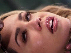 Bruinharig, Sperma shot, Sperma in gezicht, Duits, Latijnse vrouw, Rijpe lesbienne, Orgie, Ruw