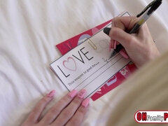 Cul, Nana, Gros seins, Blonde, Sucer une bite, Lesbienne, Chatte, Nénés