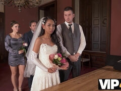 Novia, Morena, Engañando, Hd, Coño, Hijo, Medias largas, Boda