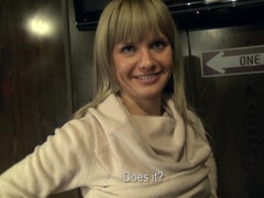 Amateur, Blonde, Nue  à poil, Culottes ou slips, Pov, Nénés