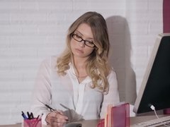Grote lul, Blond, Pijpbeurt, Sperma in gezicht, Brillen, Hd, Natuurlijke tieten, Kousen