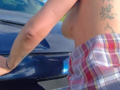 Accidente, Tetas grandes, Rubia, Coche, Corrida, Tacones, Pov, Público