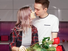 Enthousiasteling, Grote mammen, Blond, Pijpbeurt, Hondjeshouding, Kort haar, Mager, Tiener