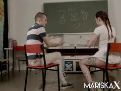 Culo grande, Tetas grandes, Morena, Tetona, Polla, Tetas naturales, Realidad, Estudiante