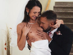 フェラチオ, 茶髪の, バック, フェティッシュ, Hd, オナニー, 三人, 結婚式