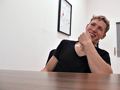 Leie, Grosser schwanz, Spermaladung, Europäisch, Schwul, Handjob, Im freien, Ablutschen