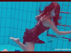 Amateur, Gros seins, Femelle, Piscine, Public, Douche, Adolescente, Sous marin