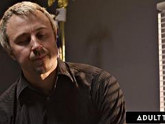 Большой член, Хд, Милф, В офисе, Реалити, Соблазенение, Втроем