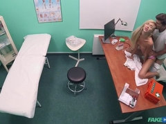 Amateur, Blonde, Sucer une bite, Tir de sperme, En levrette, Léchez, Masturbation, Chatte