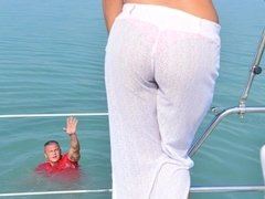 Pijpbeurt, Bruinharig, Hondjeshouding, Buiten, Geschoren, Tiener, Tieten likken