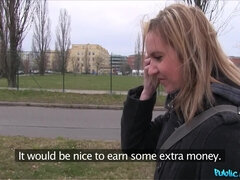 Amateur, Blonde, Sucer une bite, Voiture, En levrette, Européenne, De plein air, Réalité