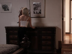 Schlafzimmer, Grosse titten, Blasen, Braunhaarige, Betrug, Latina, Piercing, Muschi