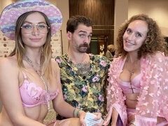 Célébrité, Plan cul à trois