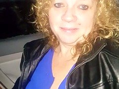Man die toekijkt, Interraciaal, Vrouw