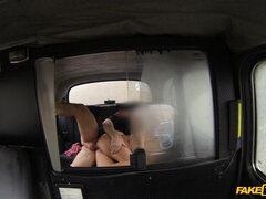 Enthousiasteling, Anaal, Pijpbeurt, Auto, Likken, Buiten, Kut duiken, Billekoek