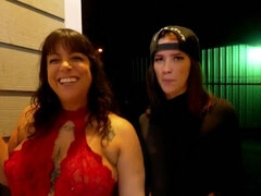 Culo, Mamada, Morena, Semen en la boca, Corridas, Natural, Pov, Trio