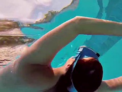Brunette brune, Hard, Nue  à poil, Piscine, Softcore, Adolescente, Nénés, Sous marin