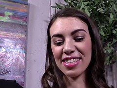 Grosse bite, Sucer une bite, Poupée, Double pénétration, Faciale, Groupe, Interracial, Plan cul à trois