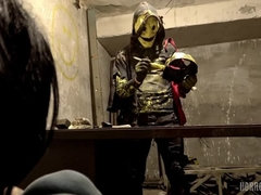 In den arsch, Bizarr, Schwarz, Blasen, Fesselspiele, Besamung, Hardcore, Maske