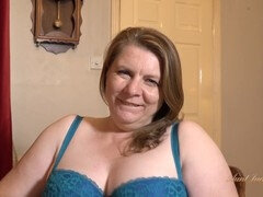 Belle grosse femme bgf, Britannique, Mature, Mère que j'aimerais baiser, Maman, Pov, Belle mère