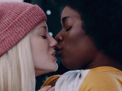 Anna Foxxx and Charlotte Stokely interracial lesbian love