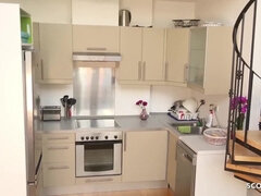 18 ans, Anal, Mixte, Queue, Emocore, Hard, Réalité, Jarretelles