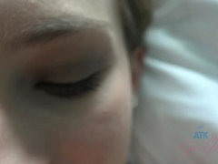 Amateur, Cul, Sucer une bite, Éjaculation interne, Branlette thaïlandaise, Petite amie, Rasée, Nénés