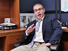 Любители, Анальный секс, Язык в попке, Межрасовый секс, В офисе, Лизание жопы, Чулки, Тату