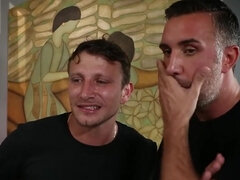 Grosser schwanz, Braunhaarige, Papi, Aufs gesicht abspritzen, Handjob, Hd, Natürlich, Zierlich