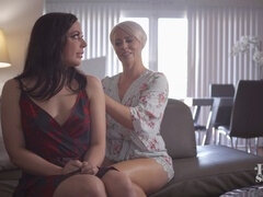 Mamada, Morena, Corridas, Madres para coger, Orgasmo, Realidad, Tabú, Voyeur