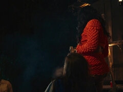 Минет, Две девушки, Джинсы, Кожа, Лизание, На природе, Короткая стрижка, Влажная