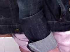 Before the holidays, a silent Anal at the office