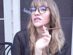 Sadomasoquismo, Hablar sucio, Dominación, Dominacion femenina, Gafas, Desnudo, Al aire libre, Secretaria