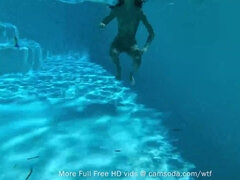 18, オナニー, 小柄, プール, オマンコ, ティーン, 水中, ウェブカメラ