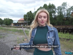 Блондинки, Британки, Грудастые, Член, На природе, Развязные, Софткор, Стринги