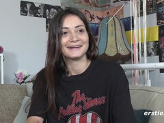 18 jahre, Leie, Fingern, Freundin, Hd, Masturbation, Natürlichen titten, Solo