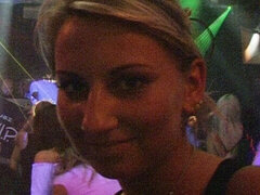 Leie, Blondine, Blasen, Hundestellung, Selbstgemacht, Milf, Jungendliche (18+), Toilette