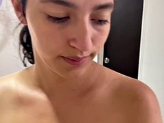 Leie, Grosse titten, Cousine, Hardcore, Latina, Lecken, Pov, Muschi