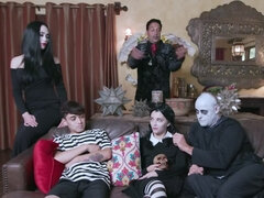 Arsch, Schlafzimmer, Braunhaarige, Kondom, Grufti, Lecken, Höschen, Muschi