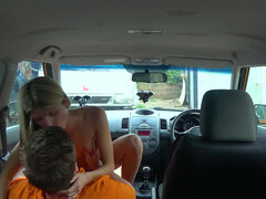 Pijpbeurt, Auto, Vingeren, Likken, Buiten, Kut duiken, Russisch, Student