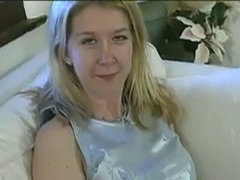 Blond, Sperma in gezicht, Moeder die ik wil neuken, Geschoren, Slet, Slet