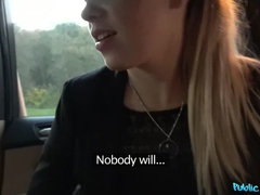 Enthousiasteling, Pijpbeurt, Auto, Sperma in gezicht, Buiten, Gezichtspunt, Openbaar