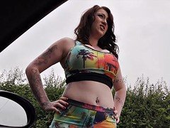 巨乳な, アウトドア, ヤリマン