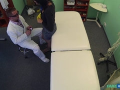 Amateur, Cul, Grossier, Médecin, En levrette, Lesbienne, Infirmière, Voyeur