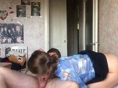 Leie, Blasen, Braunhaarige, Hochschule, Paar, Kehlenfick, Ablutschen, Jungendliche (18+)