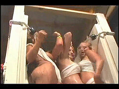 素人, 露出狂, グループ, キス, パンティ, パーティ, 公共, 濡れ