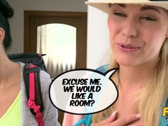 Спальня, Блондинки, Минет, Затыкание рта, Каблуки, Лесбиянка, Лизание жопы, Втроем