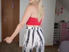 Из жопы в рот, Большая жопа, Блондинки, Ноги, Соло, Спандекс, Чулки, Сиськи